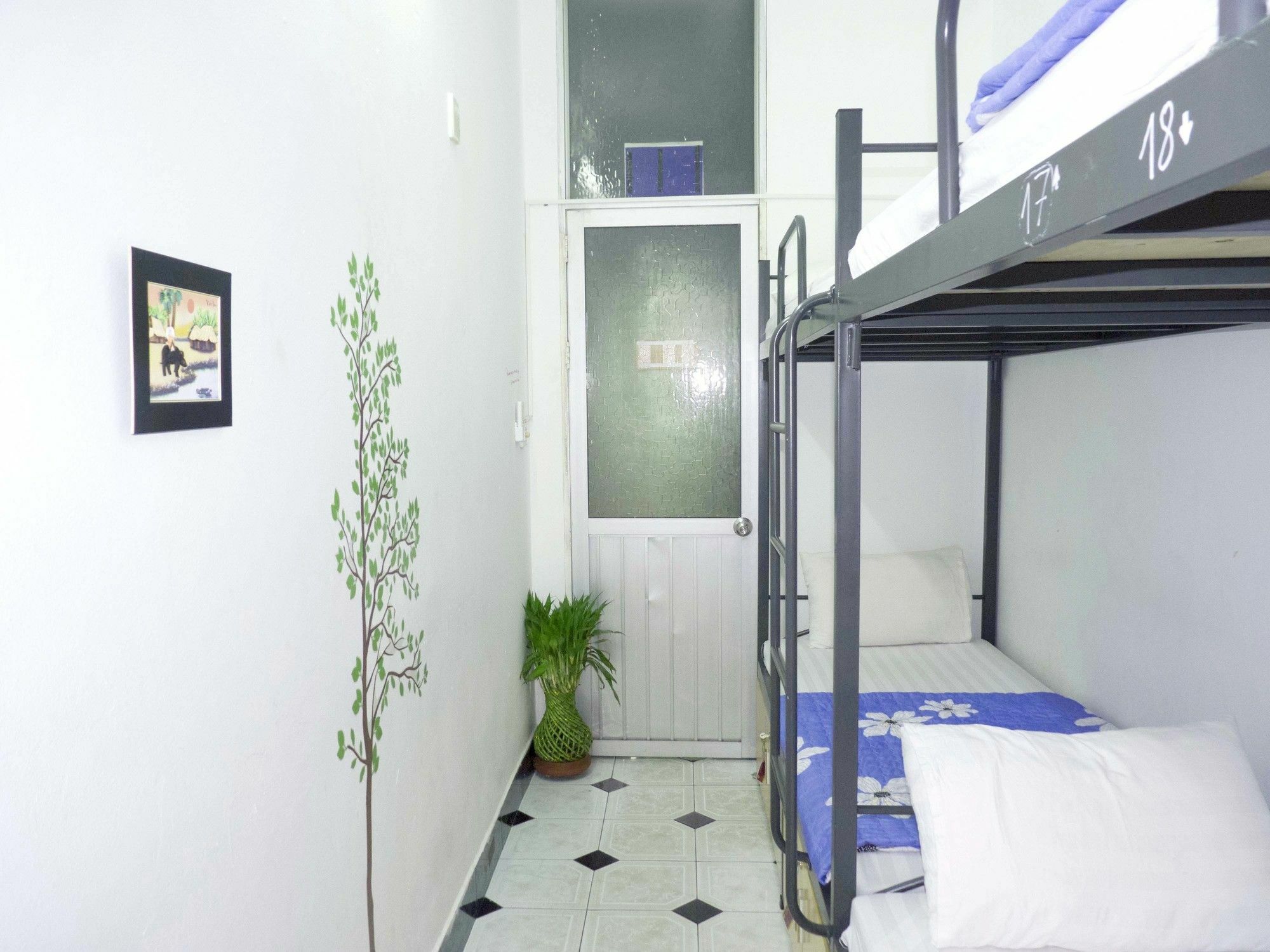 Daisy Hostel Hanoi Exterior foto